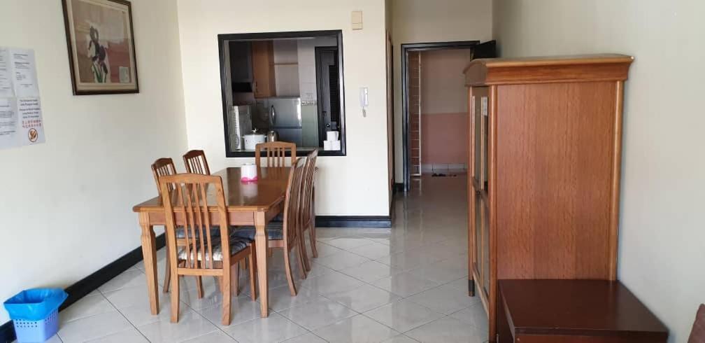 Marina Court Resort Kota Kinabalu-Stay And Get Cash Rebate Eksteriør billede
